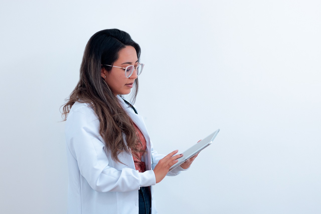 Kapan Harus ke Dokter untuk Keluhan Lambung?